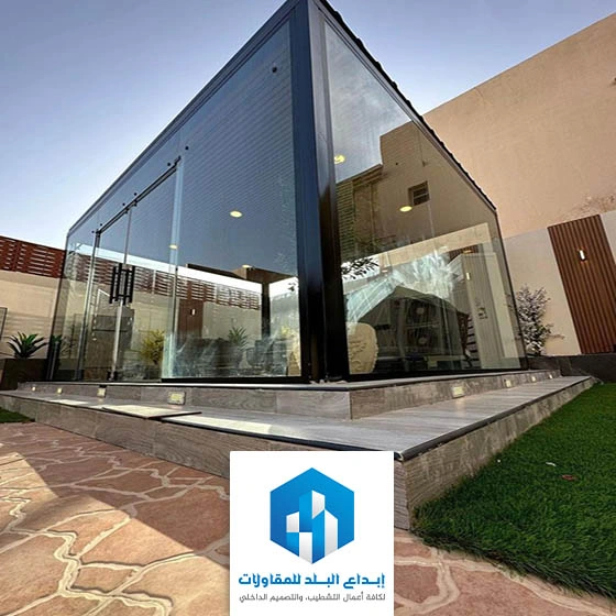 بناء غرفة زجاجية