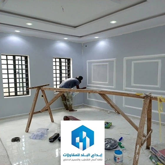 معلم ديكورات حديثة في حي الملقا الرياض